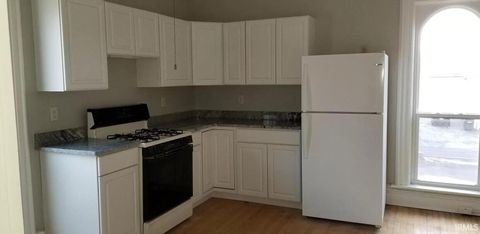 Tiny photo for 209 S 2nd Street #B, Elkhart, IN 46516 (MLS # 202613050)