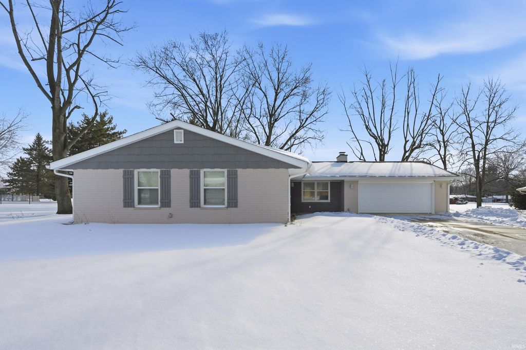 Photo of 8505 W Butternut Road, Muncie, IN 47304 (MLS # 202603741)