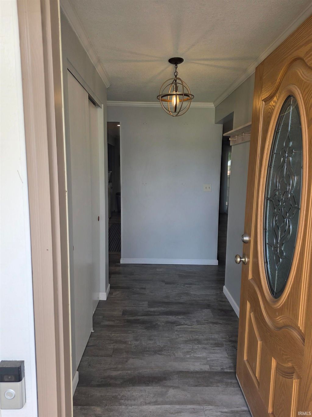 Photo of 1308 Garwood Drive, Auburn, IN 46706 (MLS # 202615000)