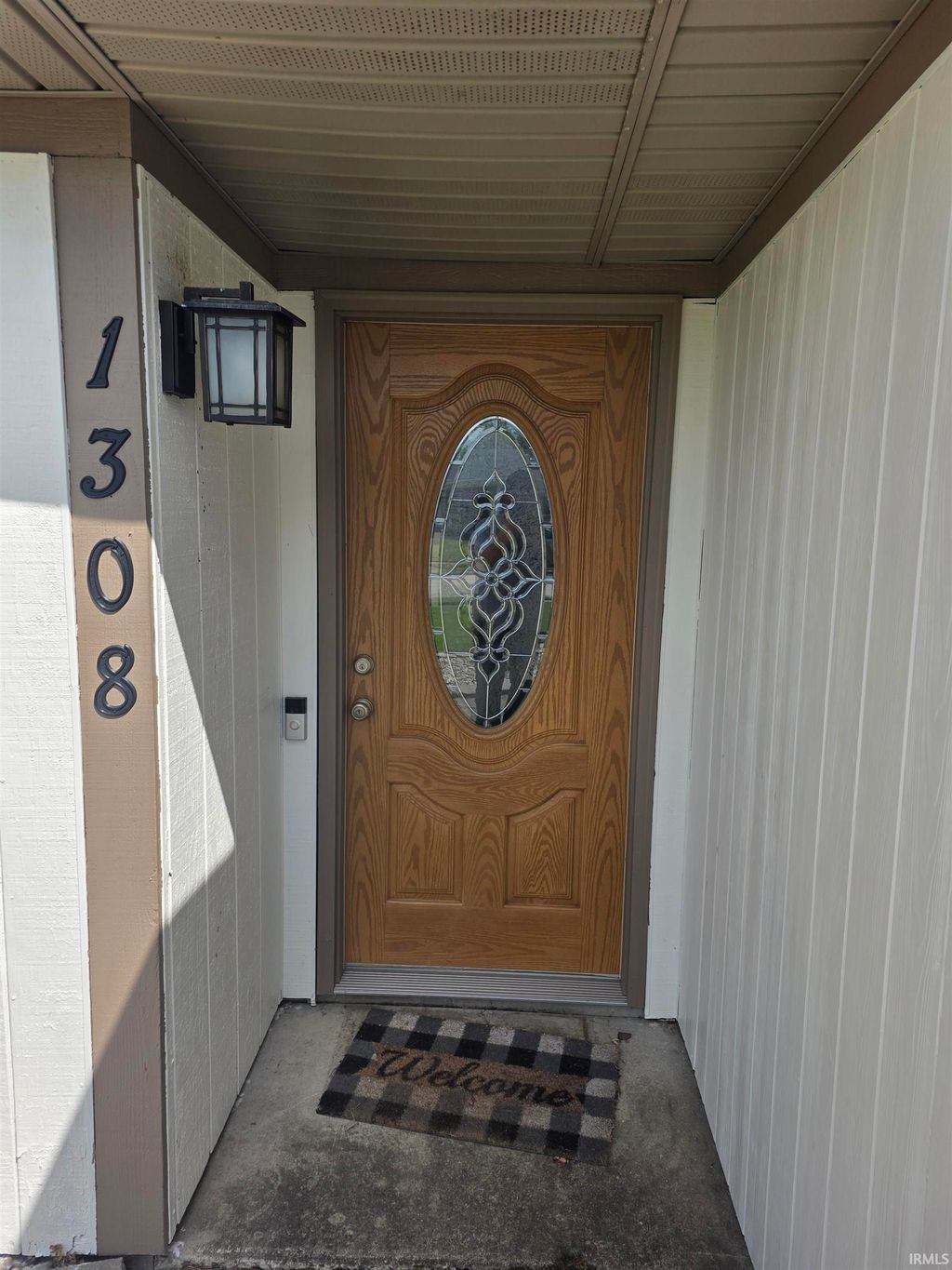 Photo of 1308 Garwood Drive, Auburn, IN 46706 (MLS # 202615000)