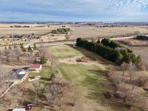 Tiny photo for 0 N Davis Road, Kokomo, IN 46901 (MLS # 202549914)