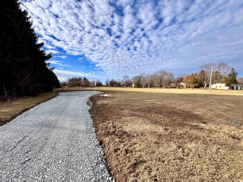 Tiny photo for 0 N Davis Road, Kokomo, IN 46901 (MLS # 202549914)