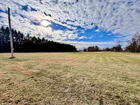 Tiny photo for 0 N Davis Road, Kokomo, IN 46901 (MLS # 202549914)