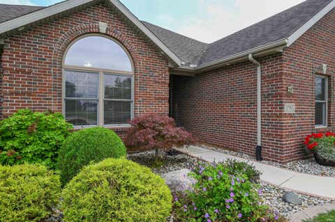 Tiny photo for 1753 Hunters Cove Circle, Kokomo, IN 46902 (MLS # 202634446)