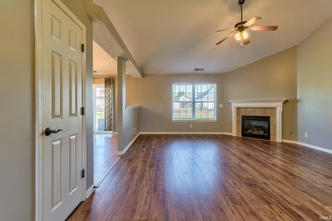 Tiny photo for 10147 Anchor Way, Evansville, IN 47725 (MLS # 202544538)