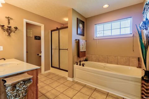 Tiny photo for 10147 Anchor Way, Evansville, IN 47725 (MLS # 202544538)