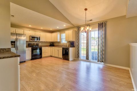 Tiny photo for 10147 Anchor Way, Evansville, IN 47725 (MLS # 202544538)