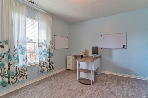 Tiny photo for 10147 Anchor Way, Evansville, IN 47725 (MLS # 202544538)