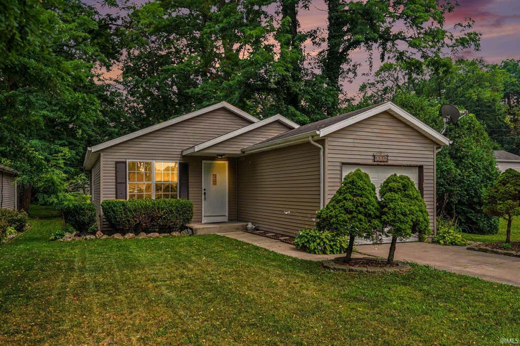 Photo of 2230 S Meade Street, South Bend, IN 46613 (MLS # 202629469)