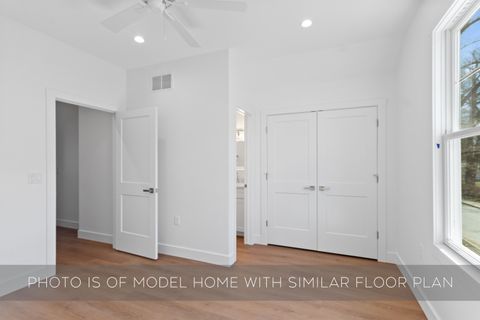 Tiny photo for 743 N Twyckenham Drive, South Bend, IN 46617 (MLS # 202618660)