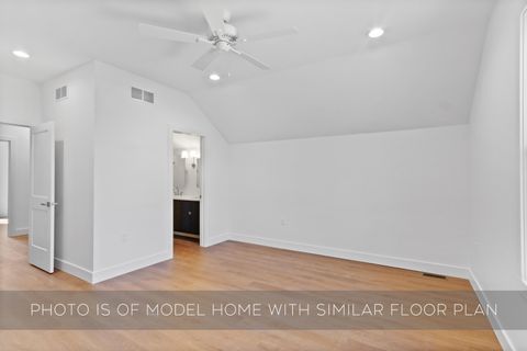 Tiny photo for 743 N Twyckenham Drive, South Bend, IN 46617 (MLS # 202618660)