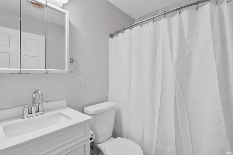Tiny photo for 3387 E Stahl Road, Monon, IN 47959 (MLS # 202623323)