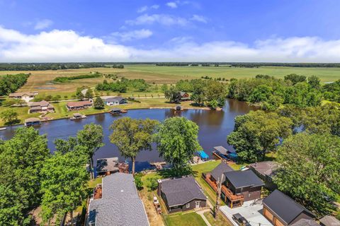 Tiny photo for 3387 E Stahl Road, Monon, IN 47959 (MLS # 202623323)