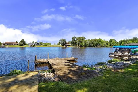 Tiny photo for 3387 E Stahl Road, Monon, IN 47959 (MLS # 202623323)
