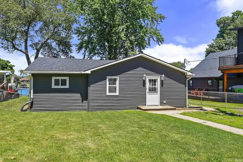 Tiny photo for 3387 E Stahl Road, Monon, IN 47959 (MLS # 202623323)