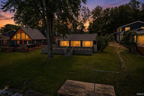 Tiny photo for 3387 E Stahl Road, Monon, IN 47959 (MLS # 202623323)