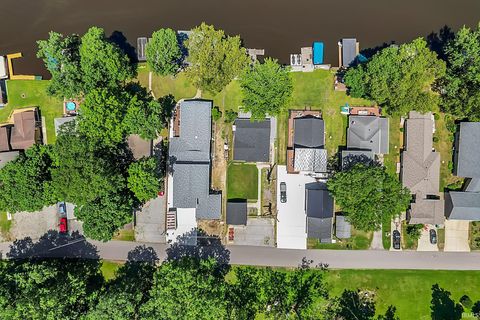 Tiny photo for 3387 E Stahl Road, Monon, IN 47959 (MLS # 202623323)