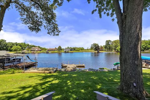 Tiny photo for 3387 E Stahl Road, Monon, IN 47959 (MLS # 202623323)