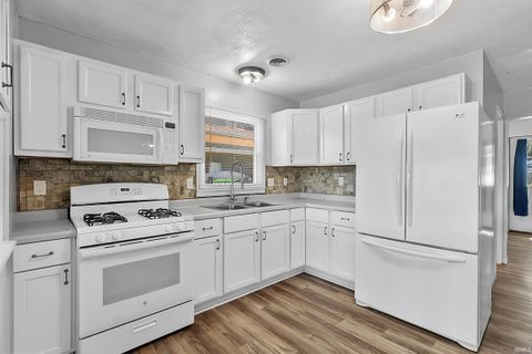 Tiny photo for 3387 E Stahl Road, Monon, IN 47959 (MLS # 202623323)