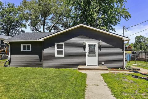 Tiny photo for 3387 E Stahl Road, Monon, IN 47959 (MLS # 202623323)