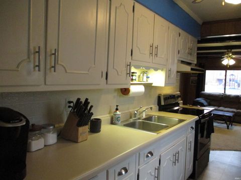 Tiny photo for 2018 Albany Street, Lafayette, IN 47904 (MLS # 202615926)