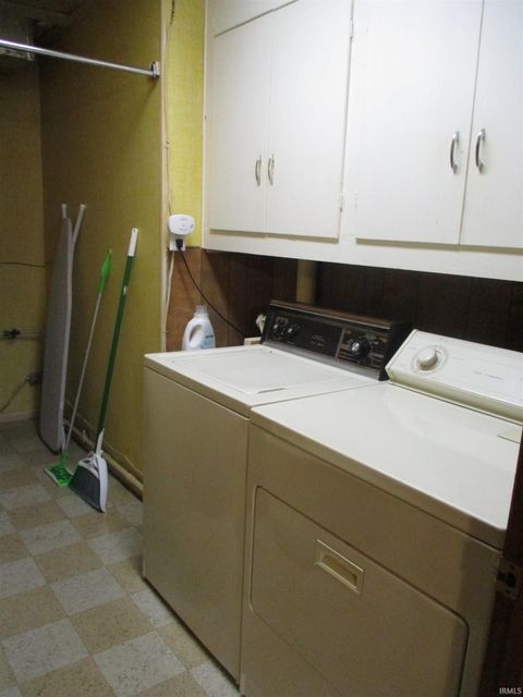 Tiny photo for 2018 Albany Street, Lafayette, IN 47904 (MLS # 202615926)