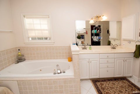 Tiny photo for 2109 S 8th Street, Lafayette, IN 47905 (MLS # 202638436)