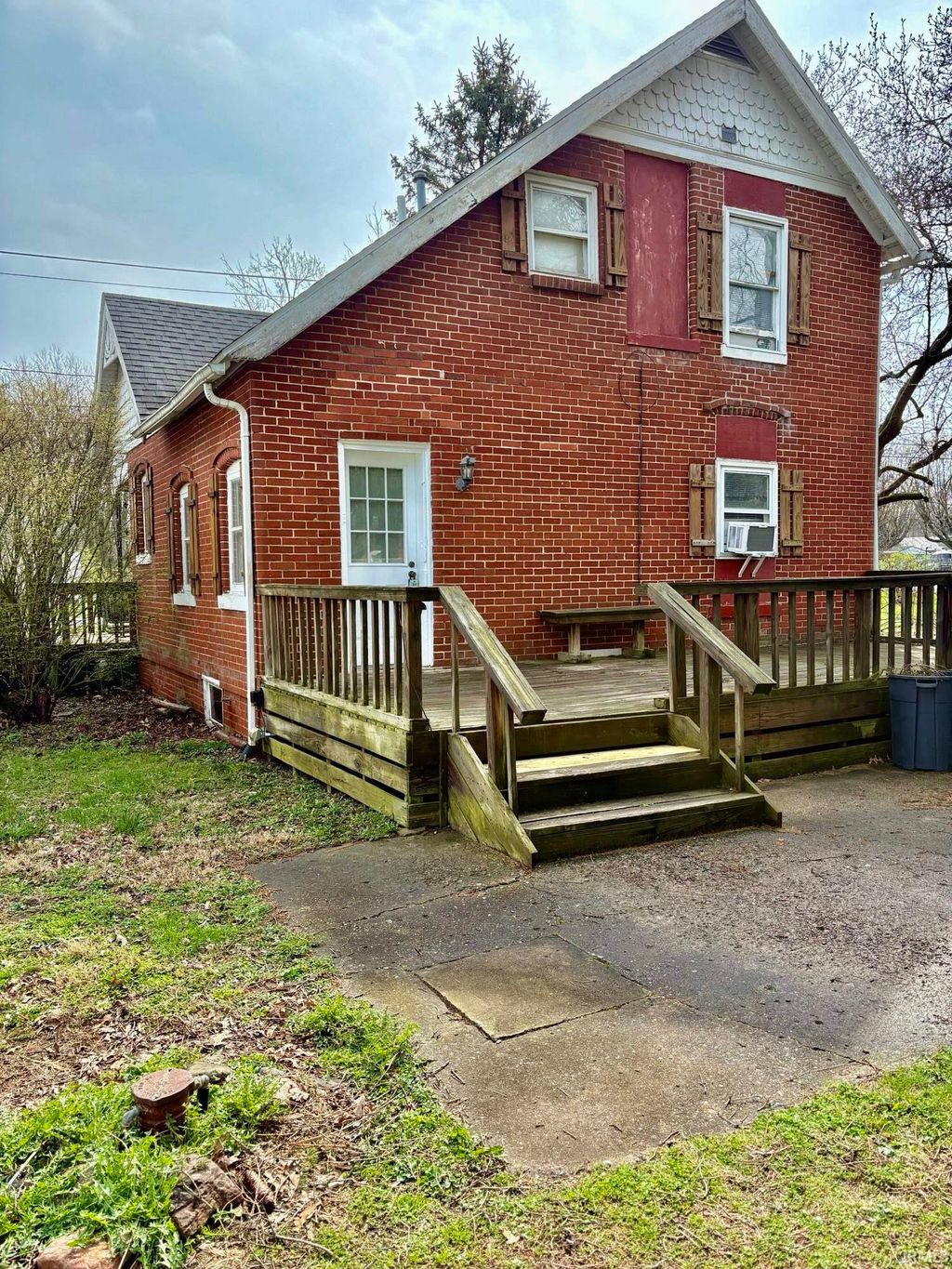 Photo of 3902 S Meridian Street, Marion, IN 46953 (MLS # 202611235)