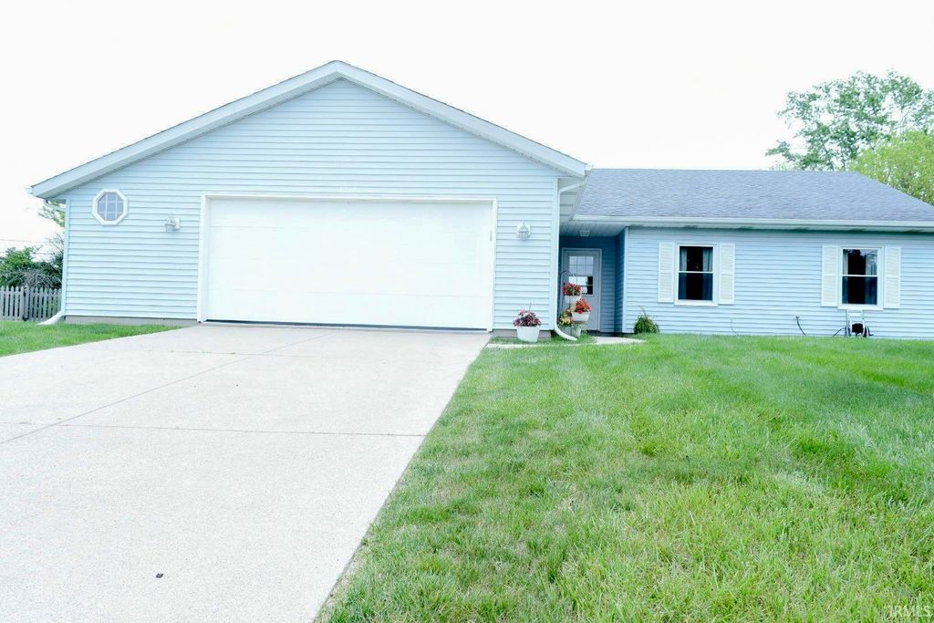 Photo of 7513 Leswood Court, Fort Wayne, IN 46816 (MLS # 202620718)