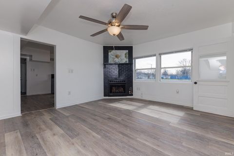 Tiny photo for 916 N Richmond Street, Hartford City, IN 47348 (MLS # 202608572)