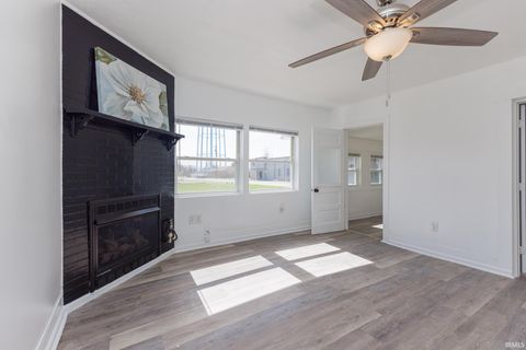 Tiny photo for 916 N Richmond Street, Hartford City, IN 47348 (MLS # 202608572)