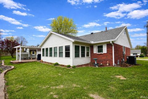 Tiny photo for 1726 Windwood Dr Dr, Bedford, IN 47421 (MLS # 202611839)