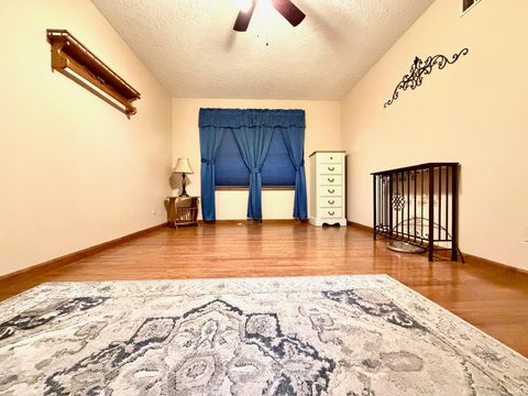 Tiny photo for 1726 Windwood Dr Dr, Bedford, IN 47421 (MLS # 202611839)