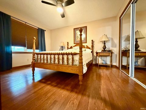 Tiny photo for 1726 Windwood Dr Dr, Bedford, IN 47421 (MLS # 202611839)