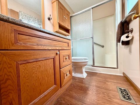 Tiny photo for 1726 Windwood Dr Dr, Bedford, IN 47421 (MLS # 202611839)