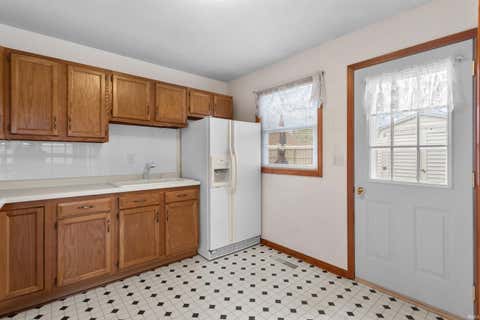 Tiny photo for 406 Brave Court, Kokomo, IN 46902 (MLS # 202628933)