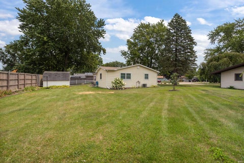 Tiny photo for 406 Brave Court, Kokomo, IN 46902 (MLS # 202628933)