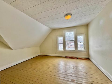 Tiny photo for 901 N Walnut Street, North Manchester, IN 46962 (MLS # 202548691)