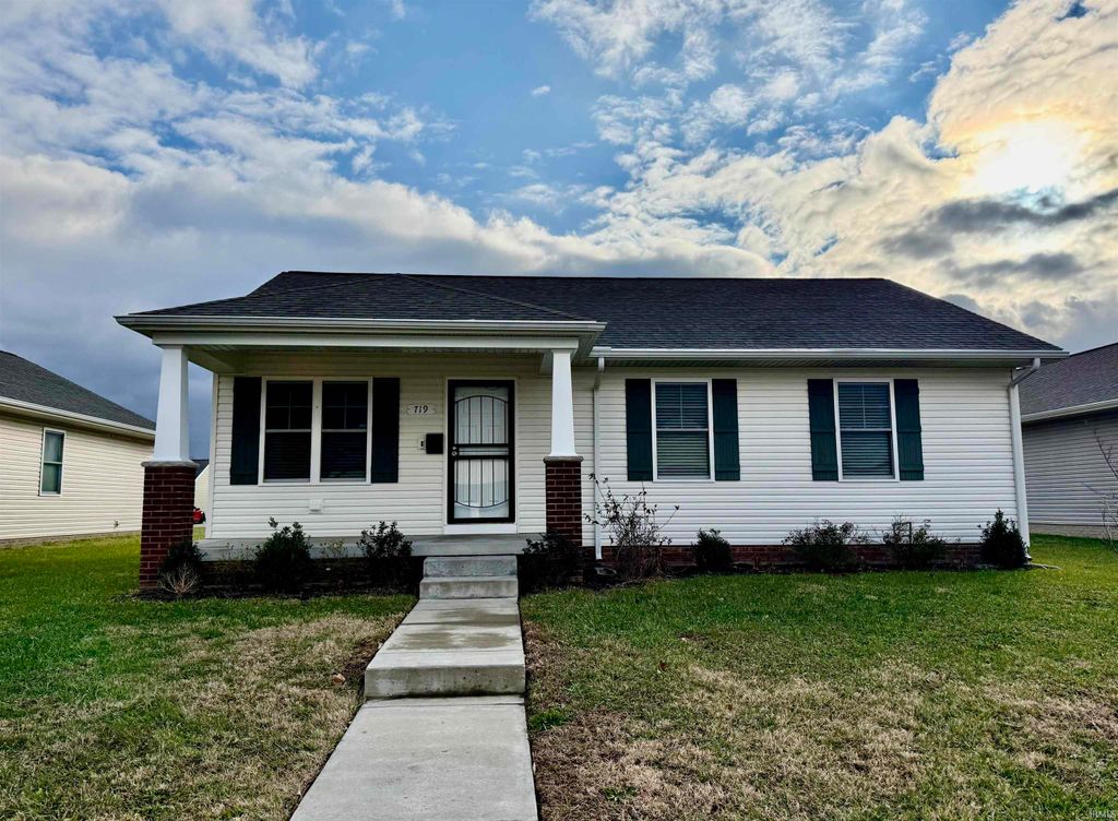 Photo of 719 Wedeking Avenue, Evansville, IN 47711 (MLS # 202548623)