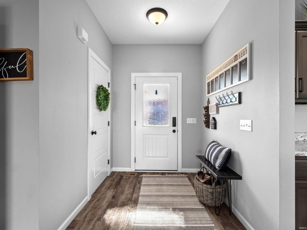 Photo of 13572 Palmetto Pass, Fort Wayne, IN 46814 (MLS # 202549725)