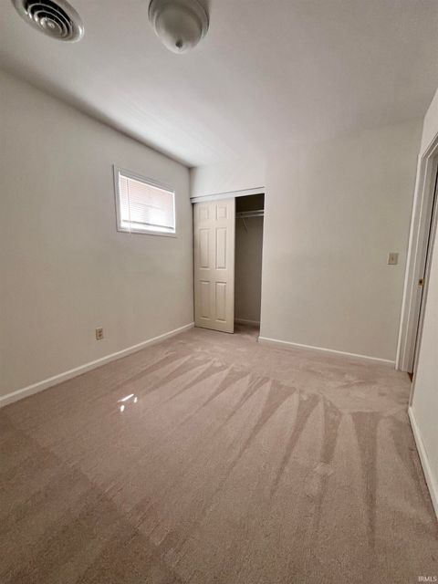 Tiny photo for 1009 E Havens Street, Kokomo, IN 46901 (MLS # 202543283)