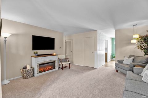 Tiny photo for 307 DEVONSHIRE Drive, Kokomo, IN 46901 (MLS # 202605973)