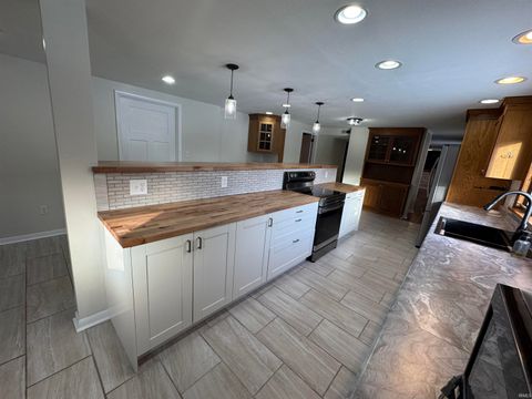 Tiny photo for 1821 W State Road 14, Rochester, IN 46975 (MLS # 202603232)