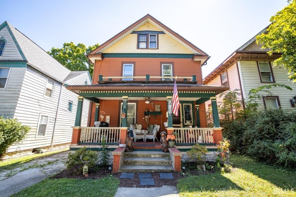 Photo of 737 W 5th Street, Marion, IN 46953 (MLS # 202540623)