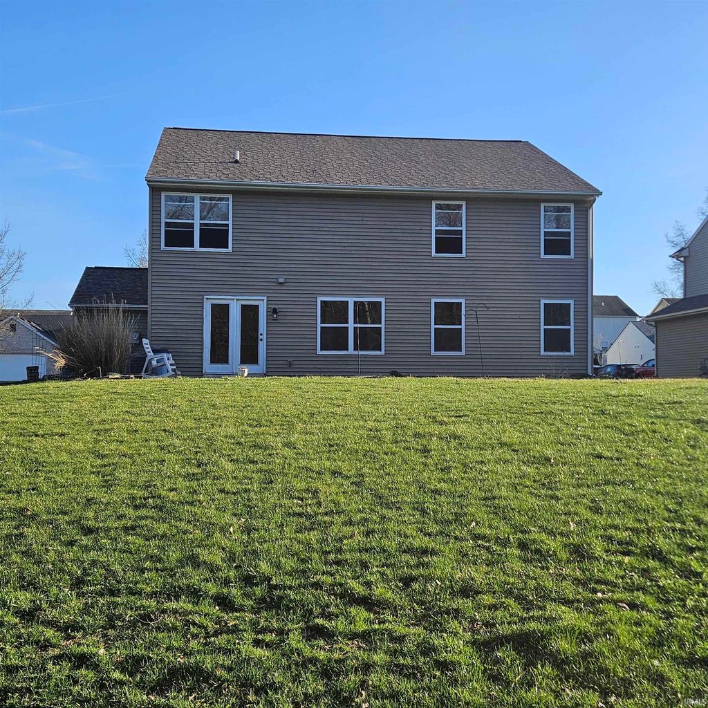 Photo of 226 Beaulieu Place, Fort Wayne, IN 46825 (MLS # 202609218)