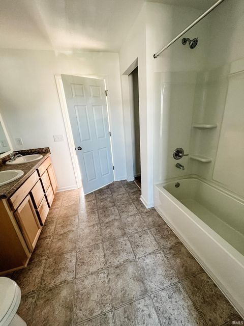 Tiny photo for 3237 Sand Walk Drive, Kokomo, IN 46902 (MLS # 202626480)