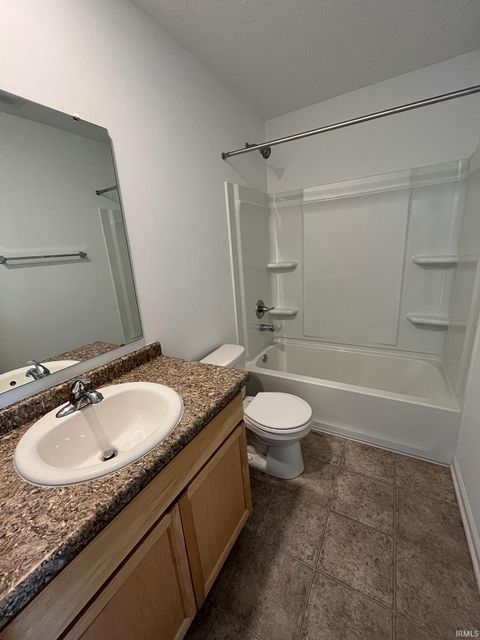 Tiny photo for 3237 Sand Walk Drive, Kokomo, IN 46902 (MLS # 202626480)
