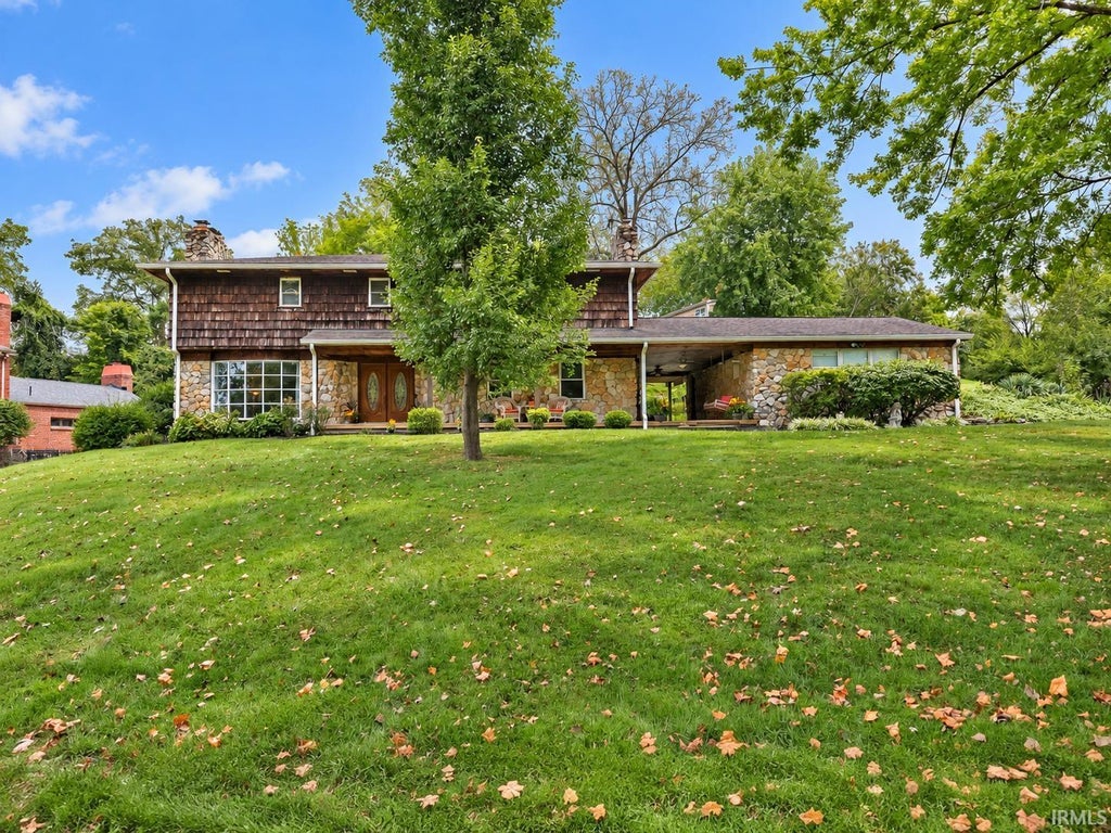 Photo of 6322 Pfafflin Lake Boulevard, Newburgh, IN 47630 (MLS # 202640115)