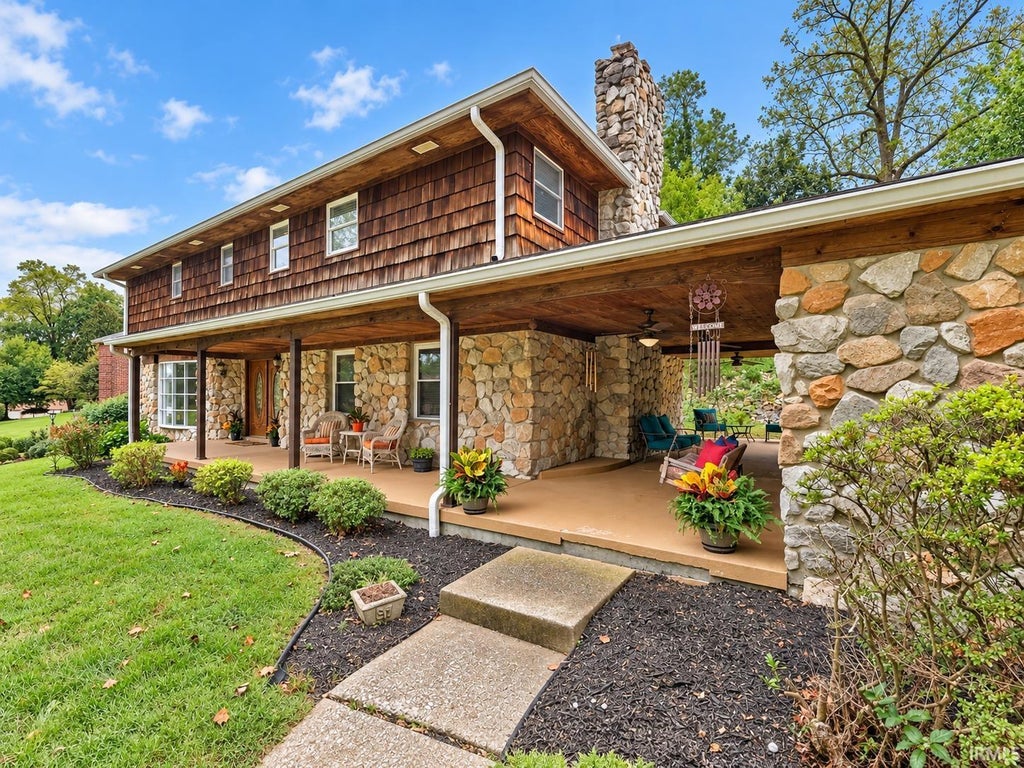 Photo of 6322 Pfafflin Lake Boulevard, Newburgh, IN 47630 (MLS # 202640115)