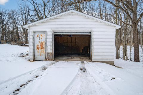 Tiny photo for 732 Barclay Street, Logansport, IN 46947 (MLS # 202604607)